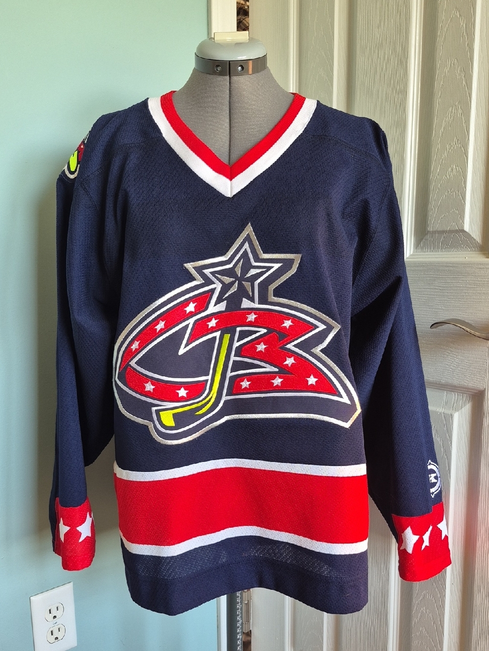 Columbus Blue Jackets Hockey Jersey Offical Licenced, Vintage Inagural Season
